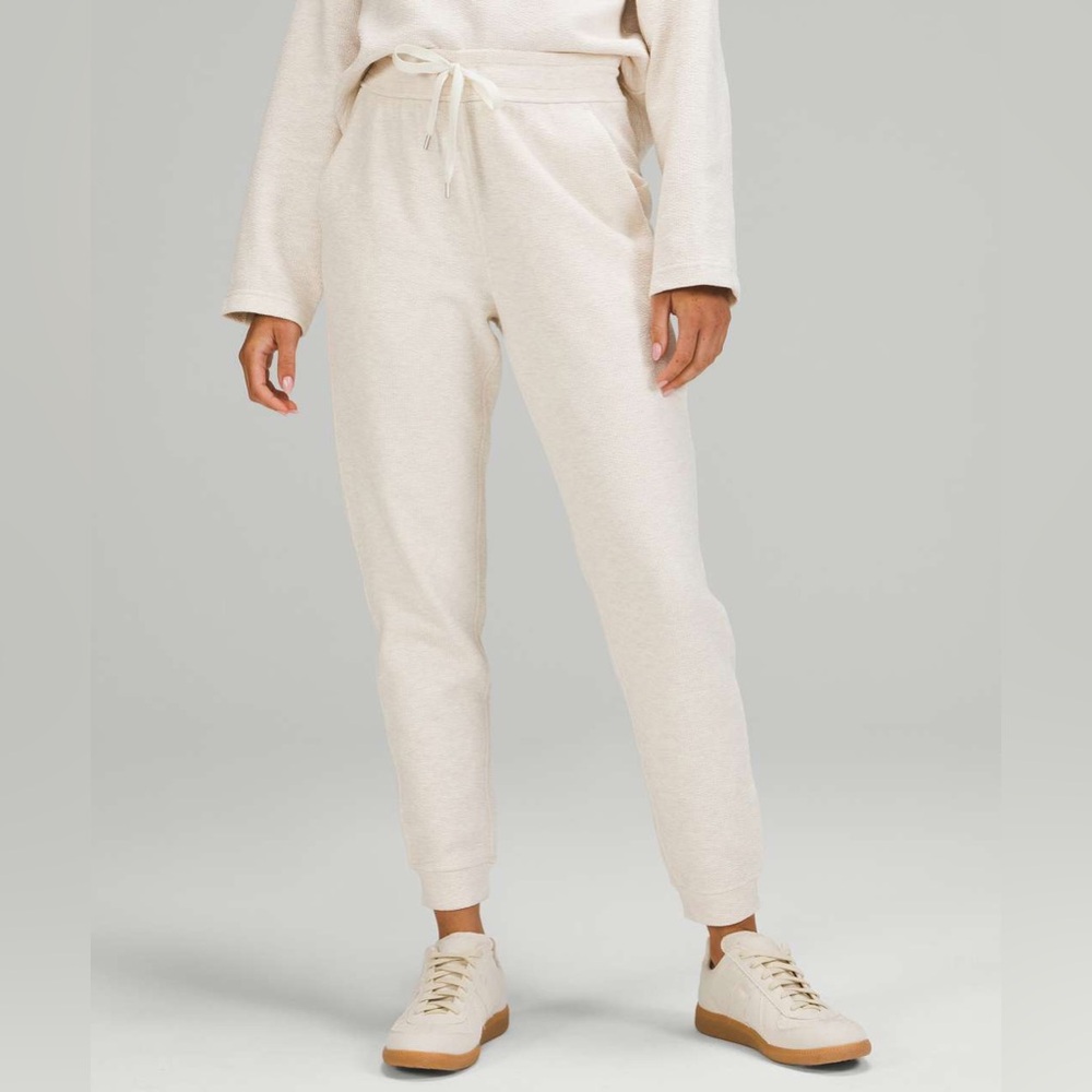 Lululemon Ribbed High-Rise Jogger *7/8 Length